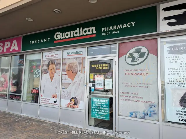 16 - 9100 Jane Street, Vaughan