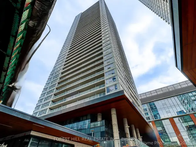 1215 - 17 Bathurst Street, Toronto