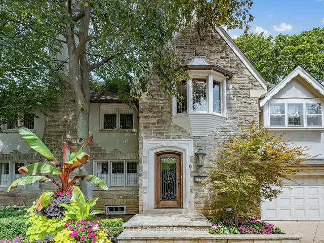 9 Ormsby Crescent, Toronto