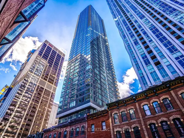 4002 - 8 Cumberland Street, Toronto