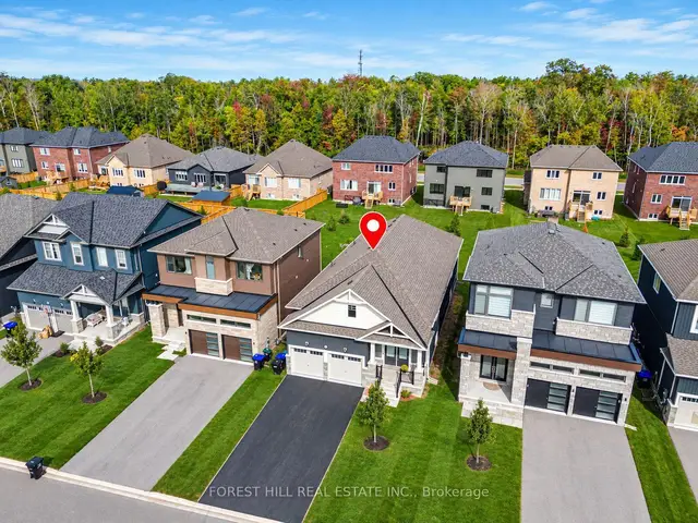 22 Simona Avenue, Wasaga Beach
