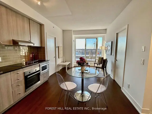 716 - 7 Kenaston Garden, Toronto